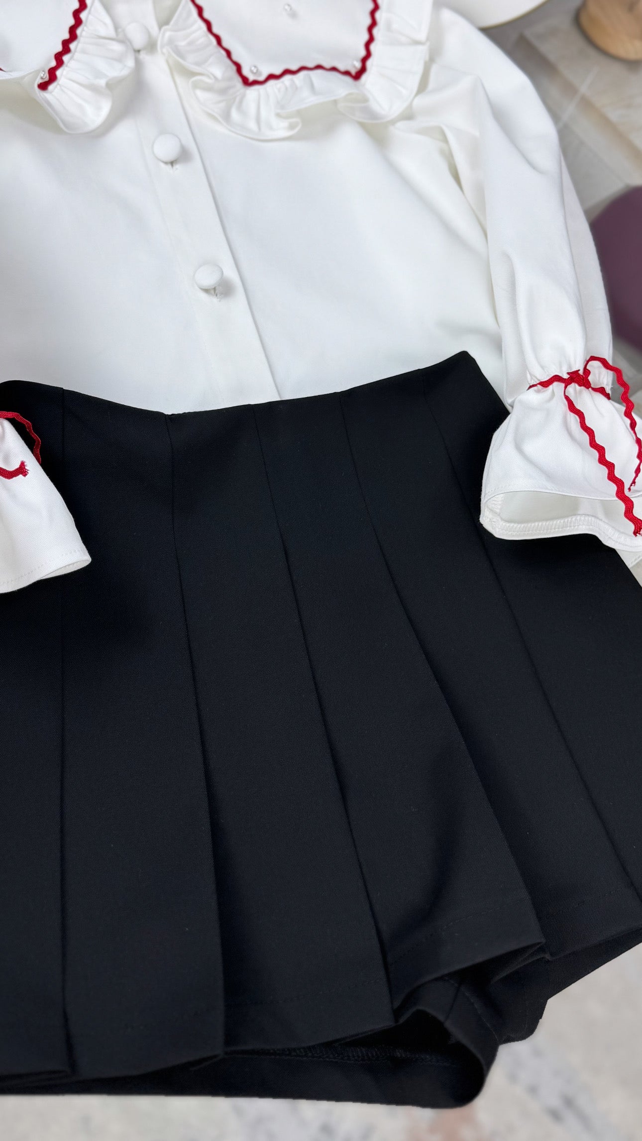 Fustă-pantalon neagra pentru scoala cu cute mari
