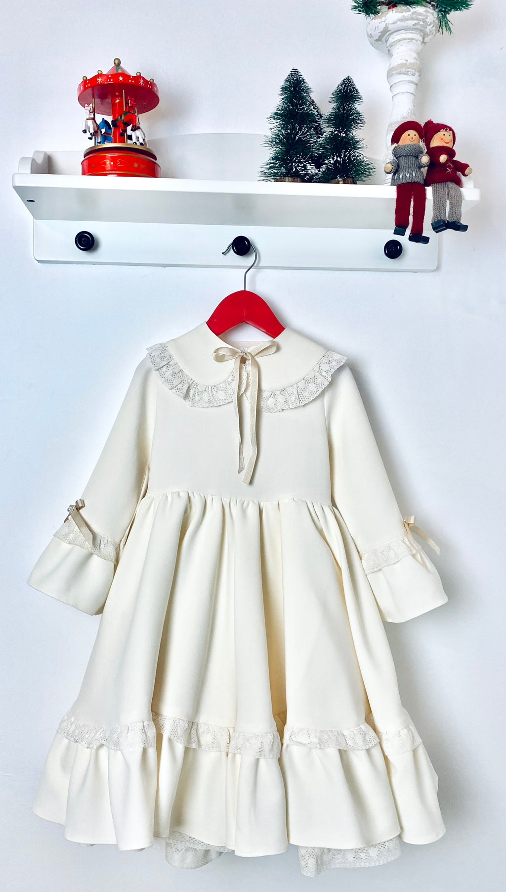 Rochița „Ivory Dream”
