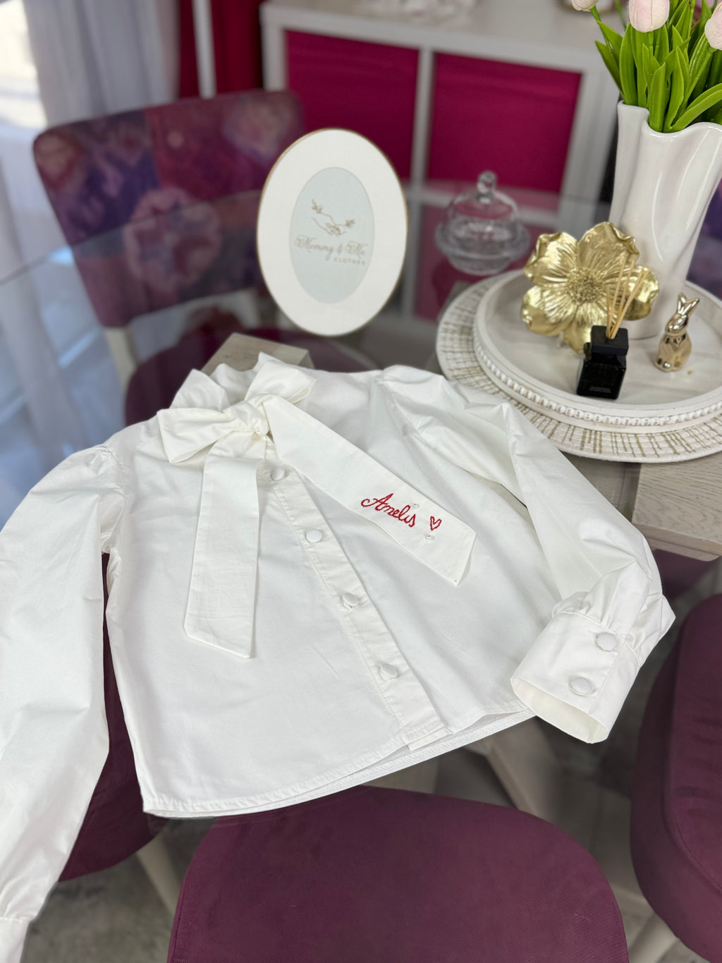 Cămașă albă pentru fete cu fundă și broderie personalizată