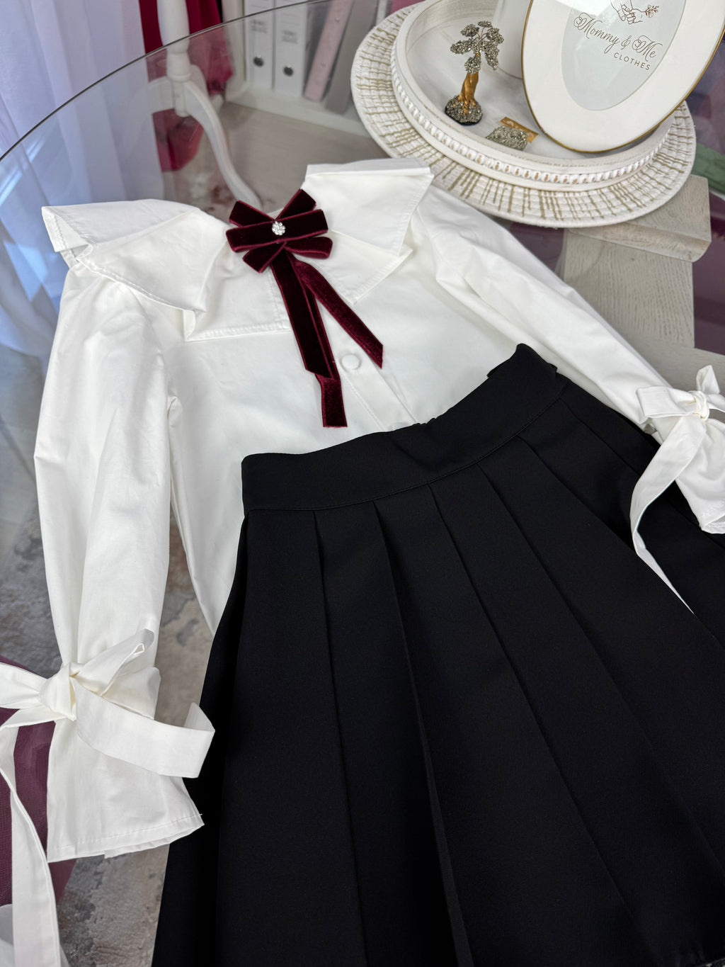 Fustă cute neagra pentru fetițe cu dantela pe interior