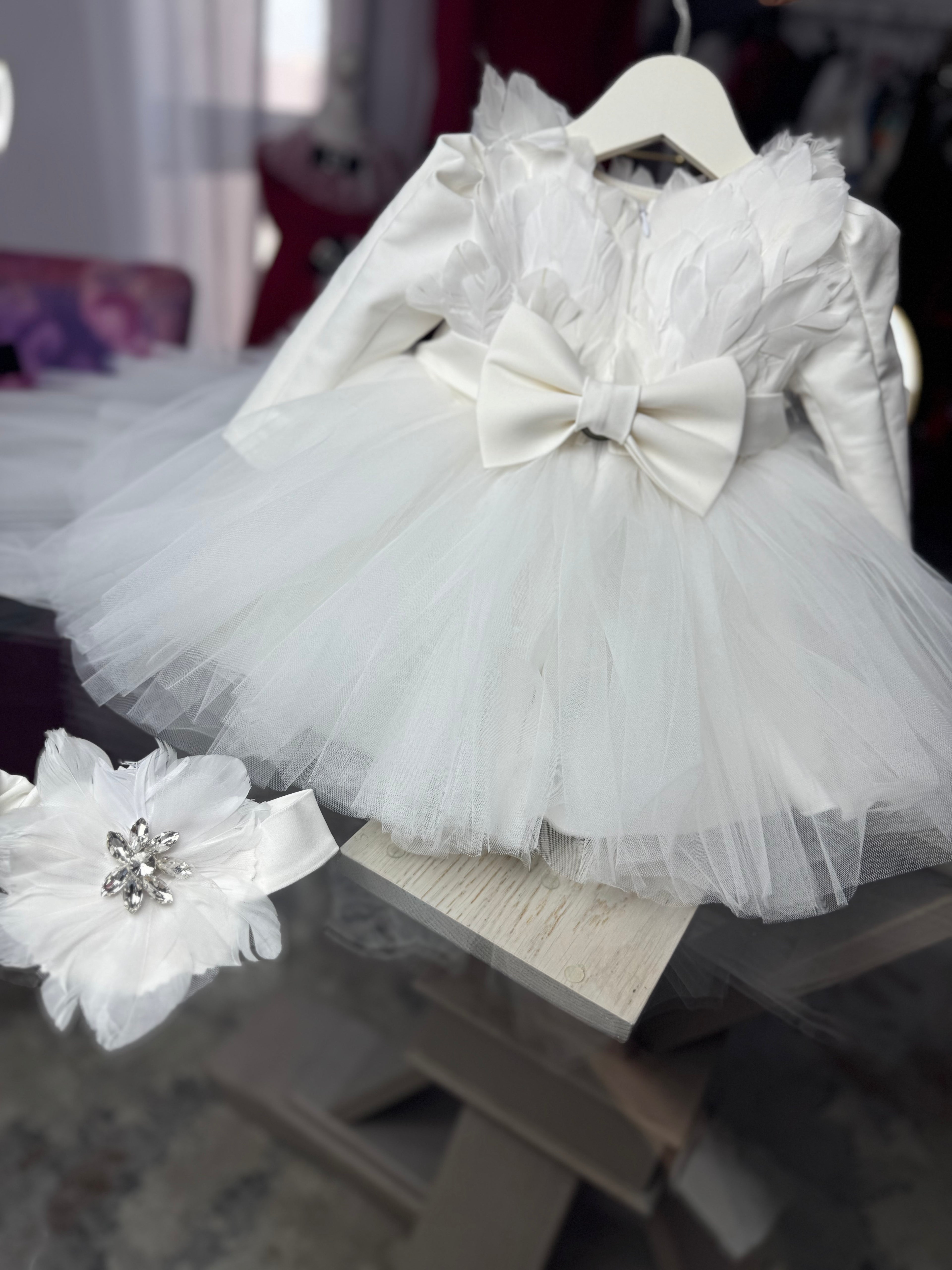 Rochiță de ocazie „White Swan”