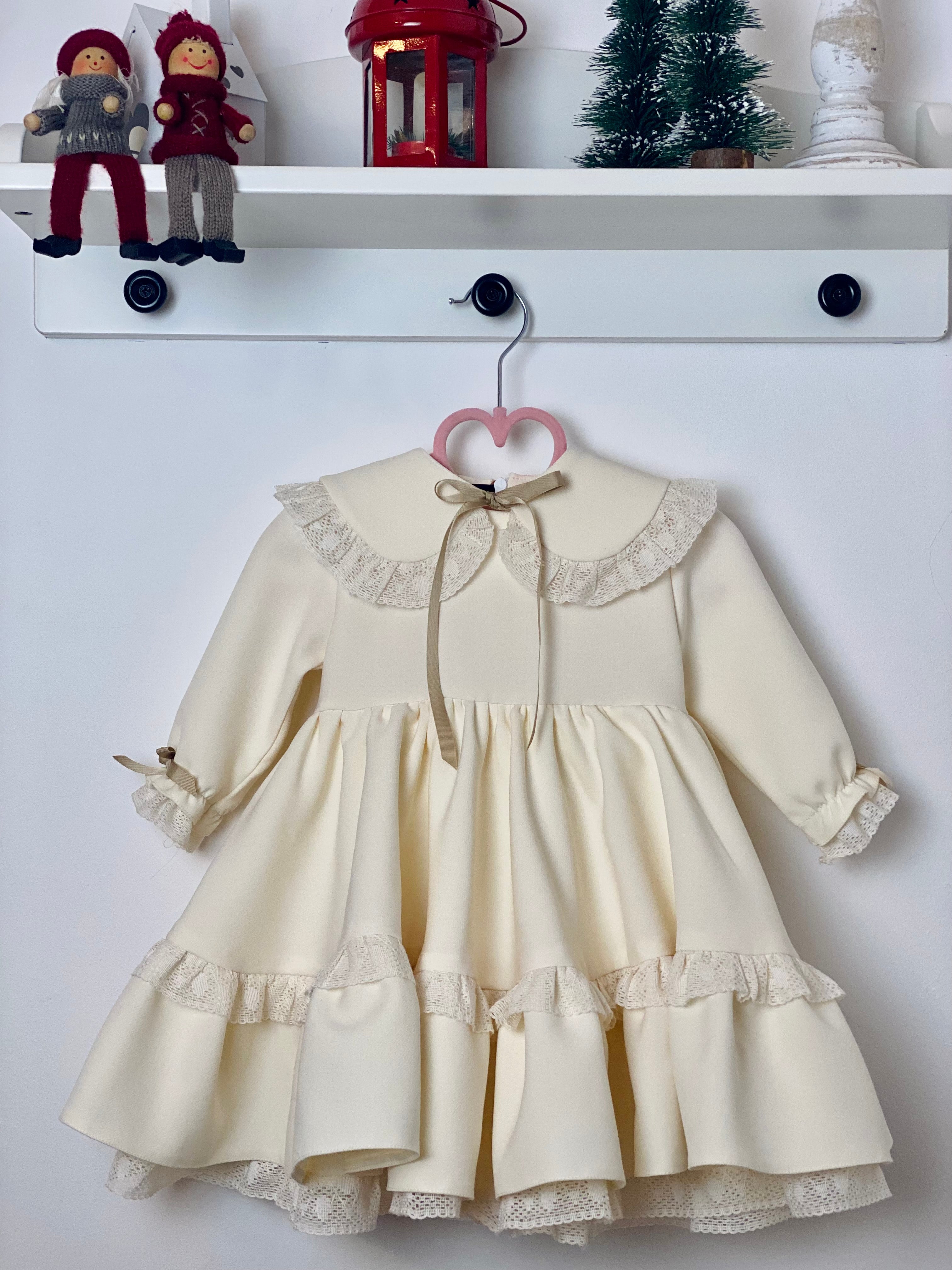 Rochița „Ivory Dream”