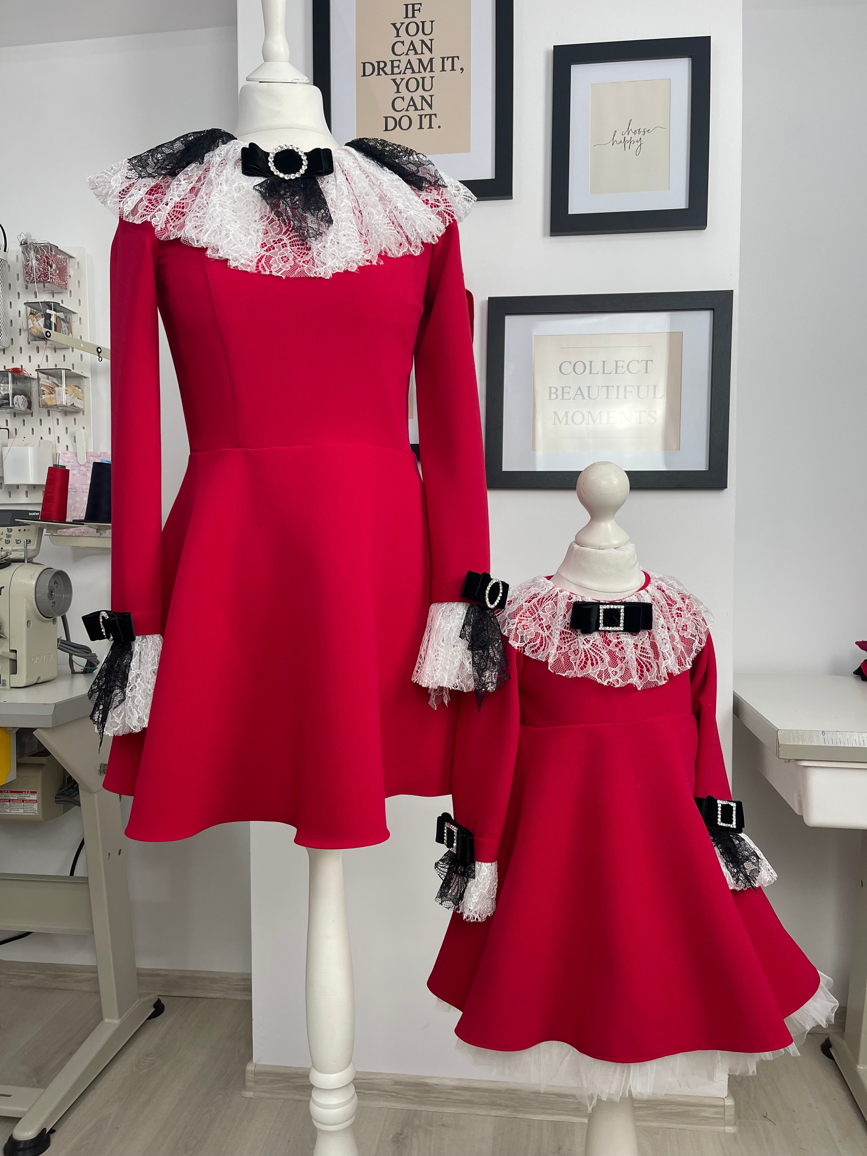 Set rochițe mama-fiica roșii cu detalii din dantela