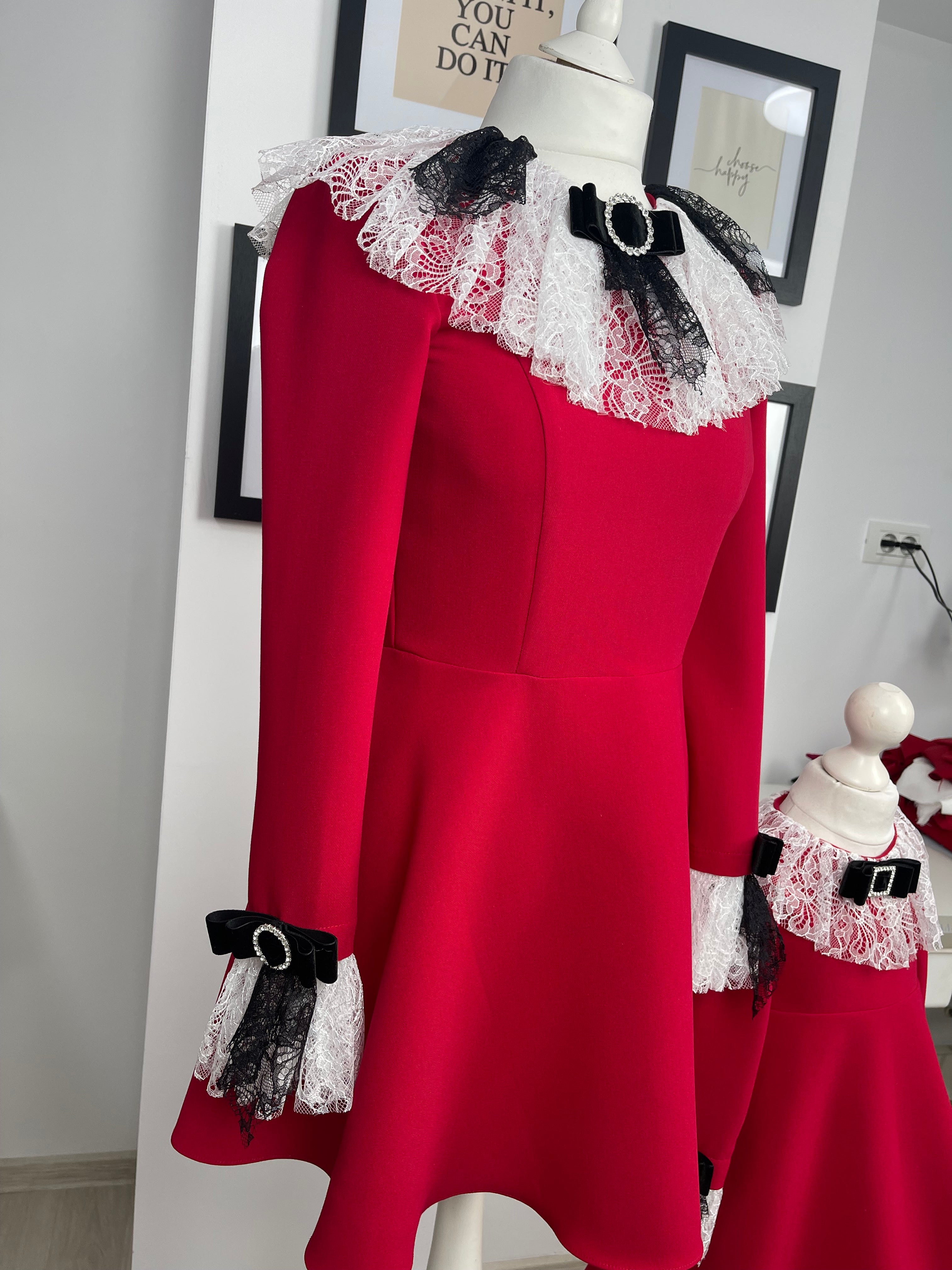 Set rochițe mama-fiica roșii cu detalii din dantela