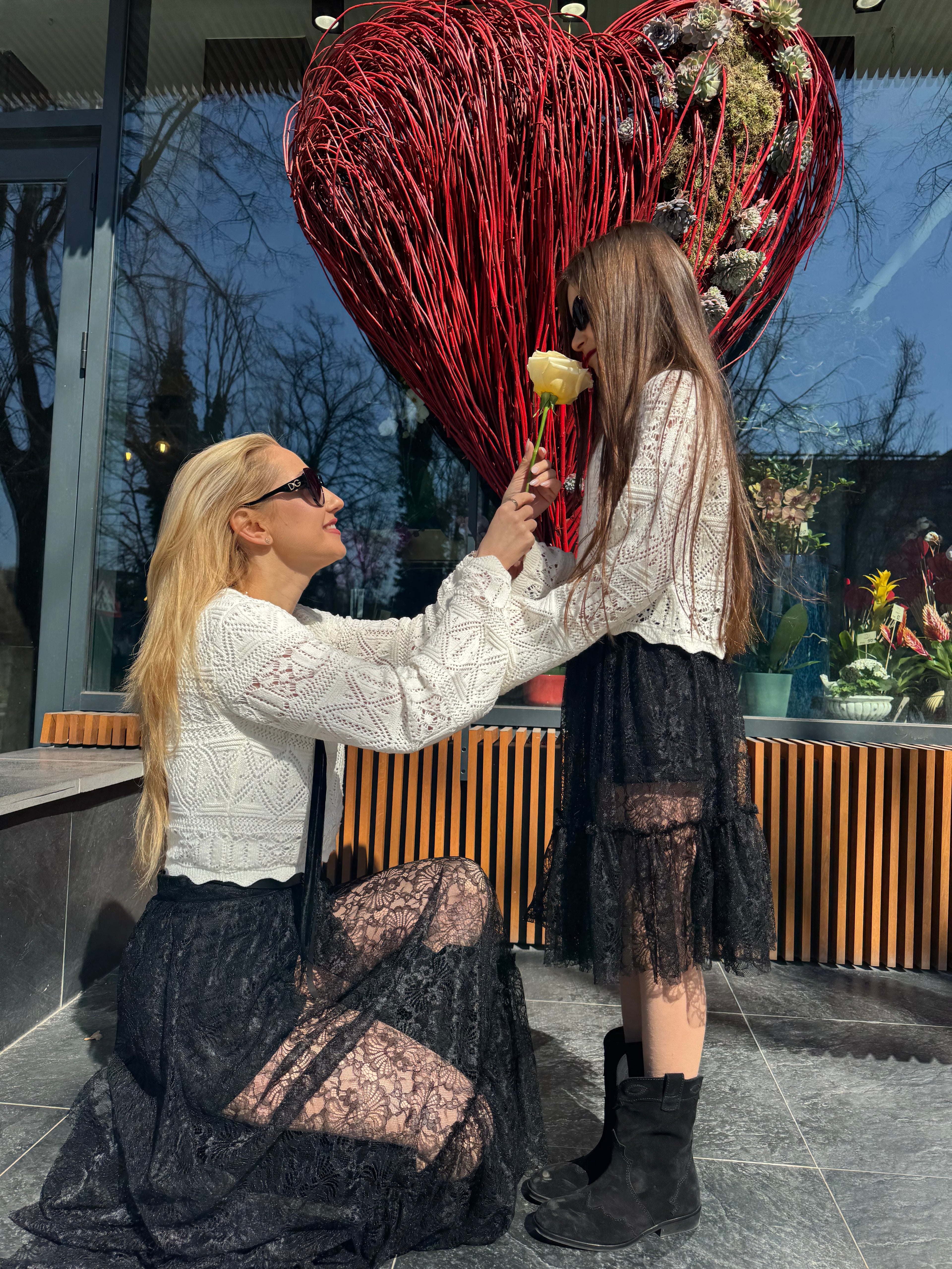 Fusta din dantela cu fustă-pantalon “Muse Skirt”