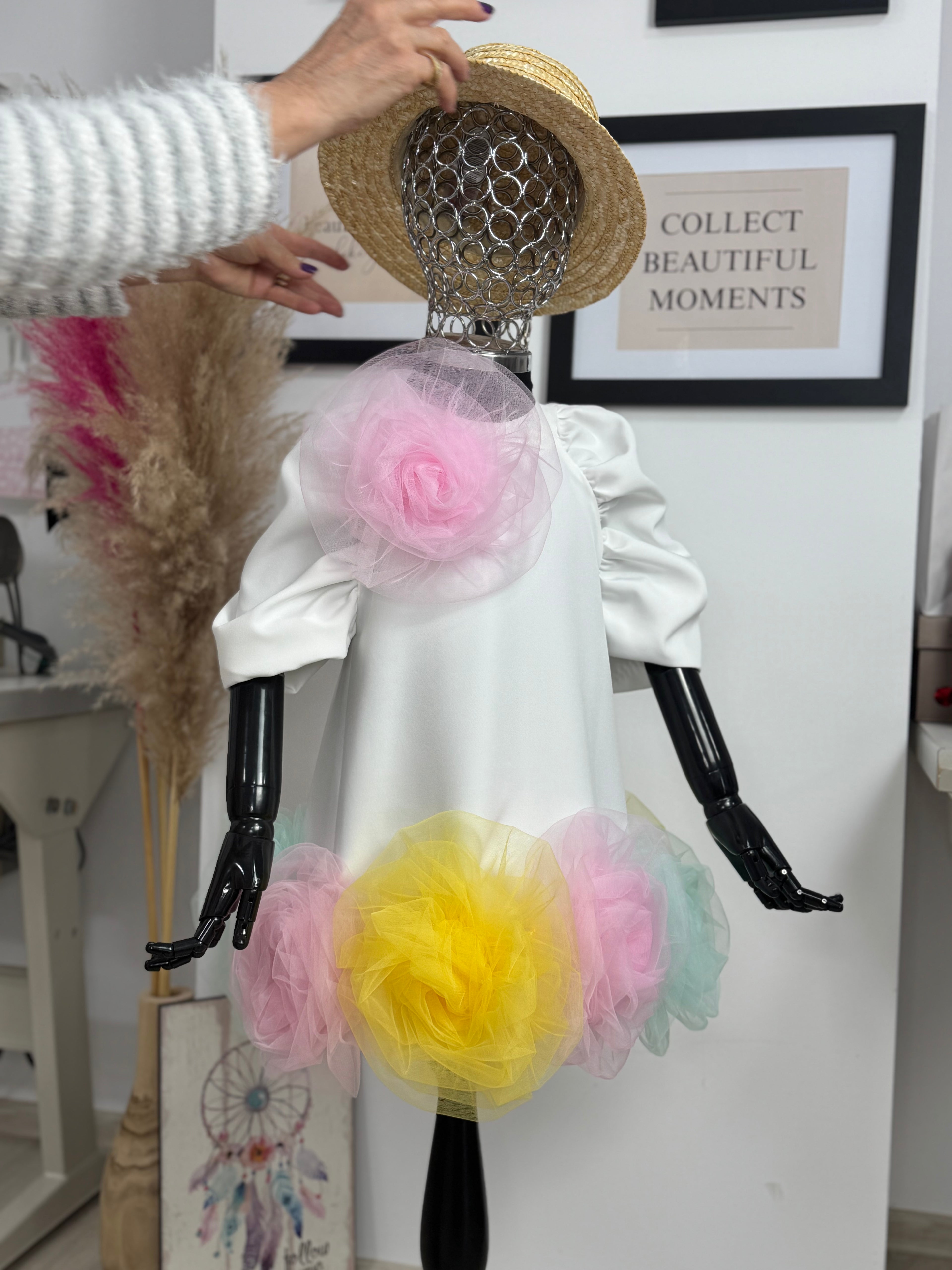 Rochita “Bloomy Pastel Dream”