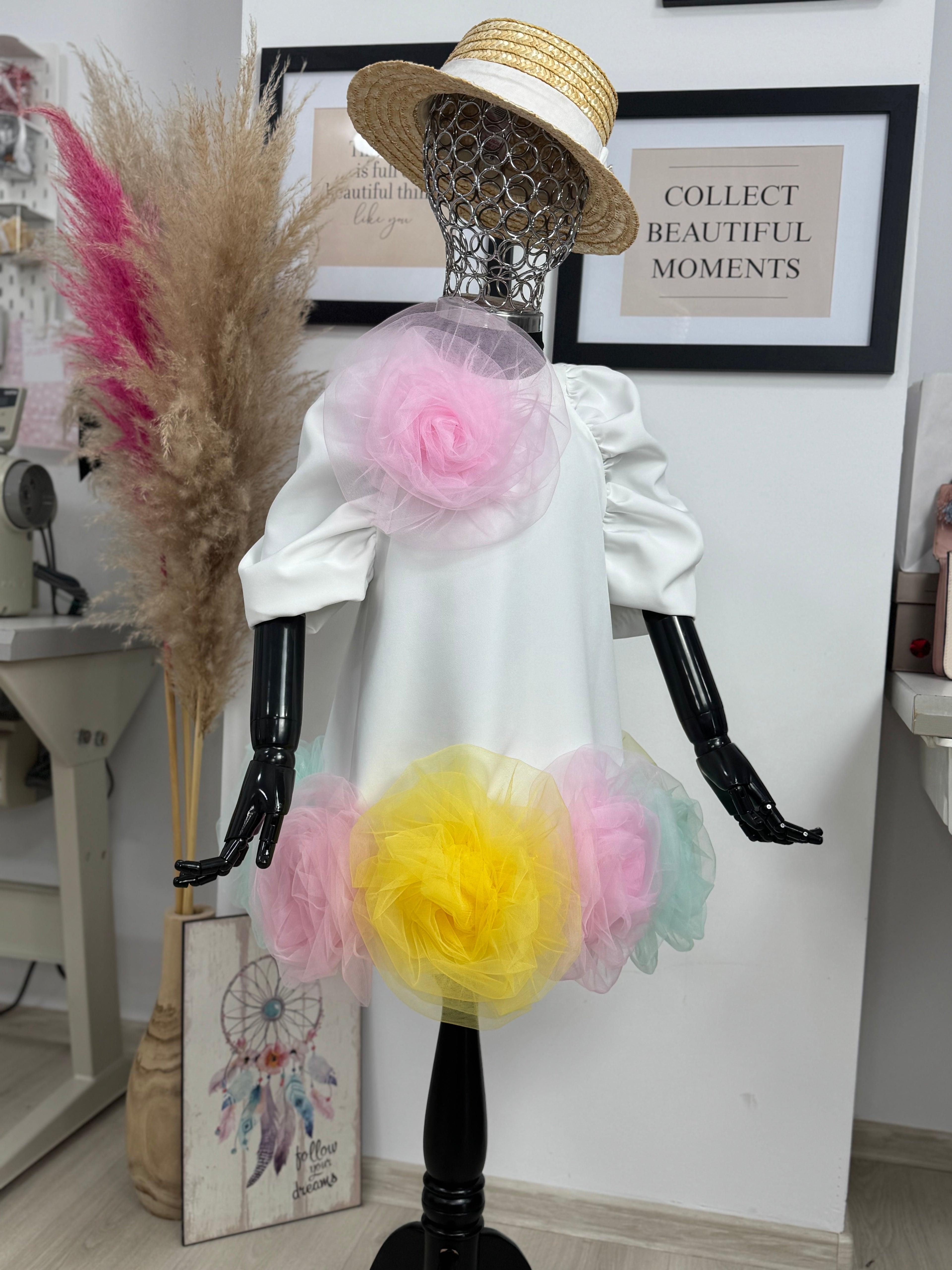 Rochita “Bloomy Pastel Dream”
