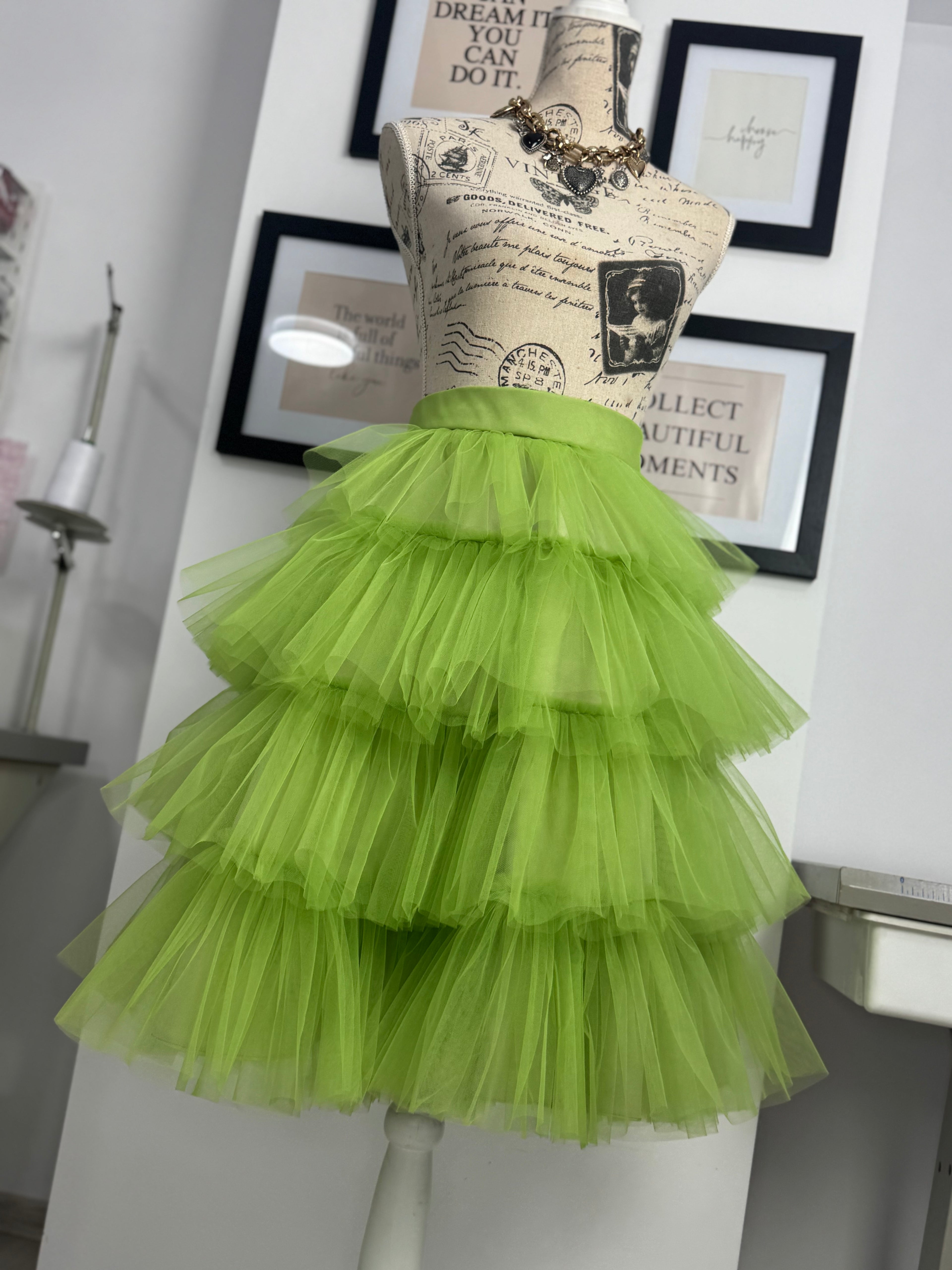 Fustă tulle “Lime Cloud Layers”