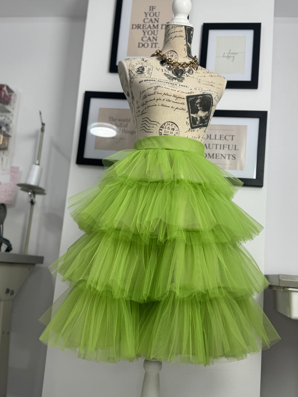 Fustă tulle “Lime Cloud Layers”