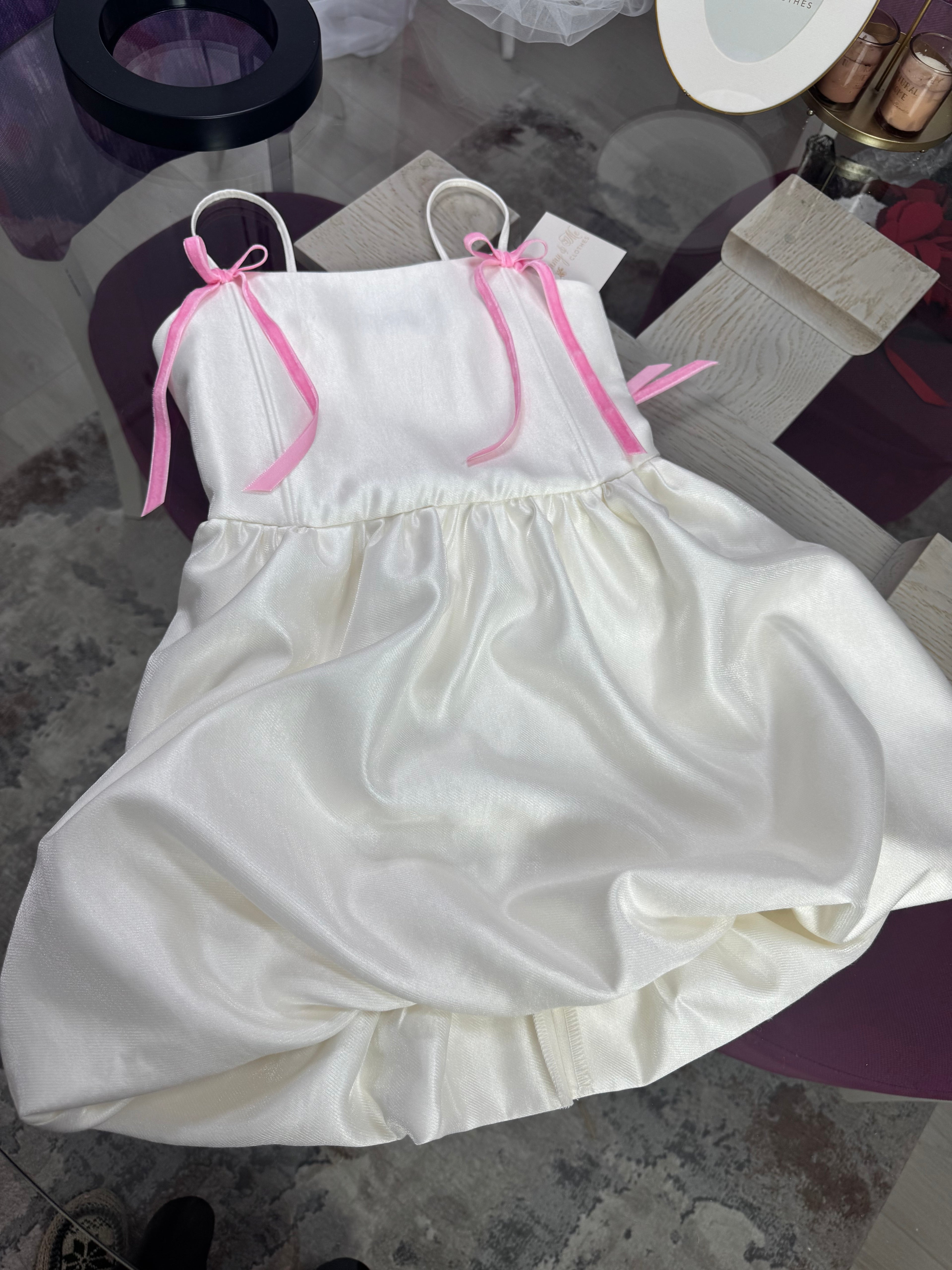Rochita “ Pearl Glow “