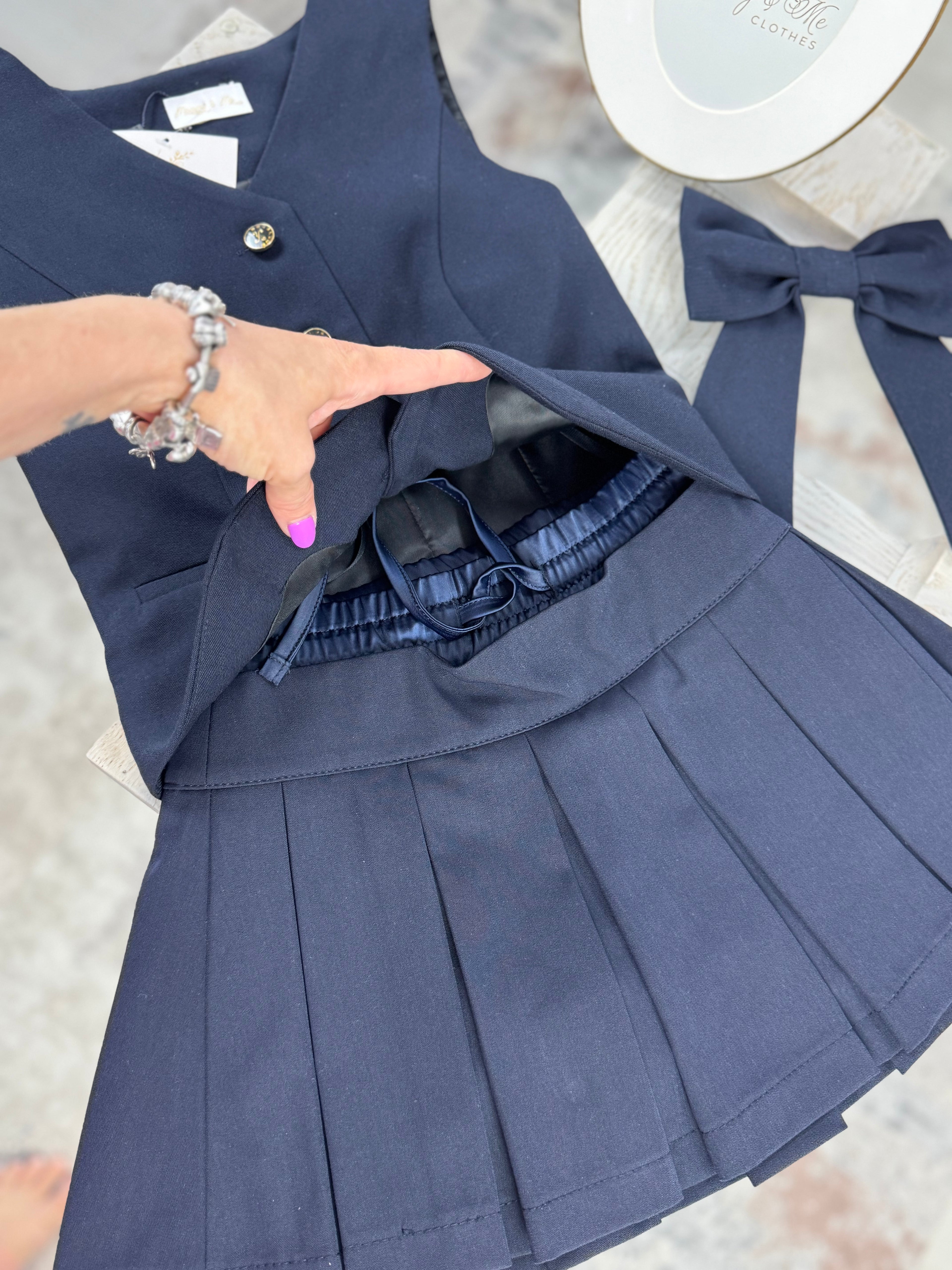 Set școlar bleumarin cu vestă și fustă