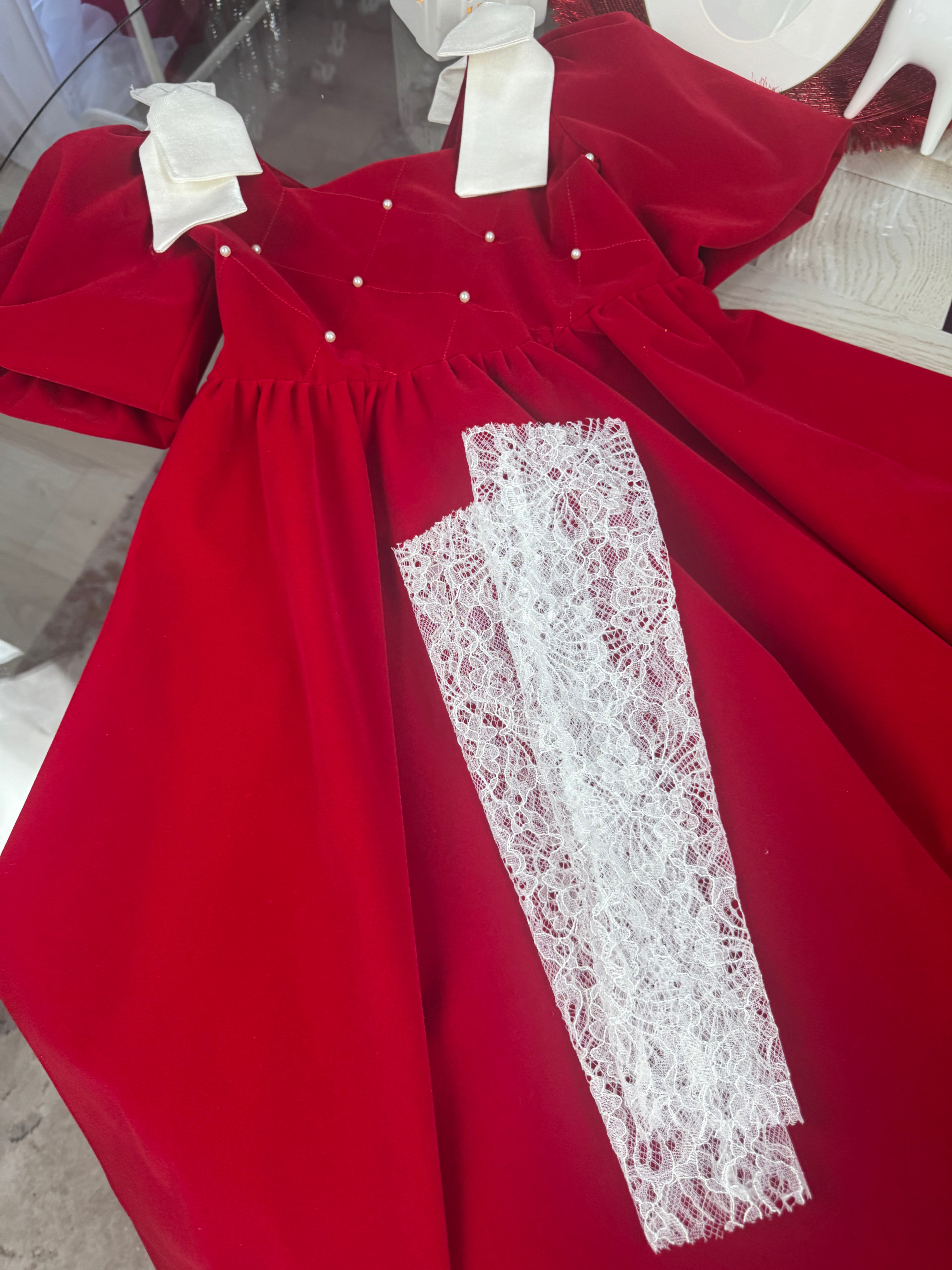 Rochita “ Royal Velvet Dream “