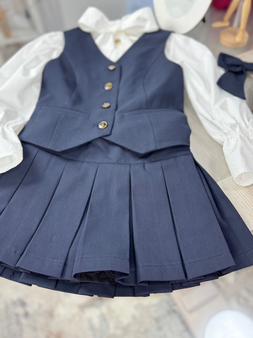 Set școlar bleumarin cu vestă și fustă
