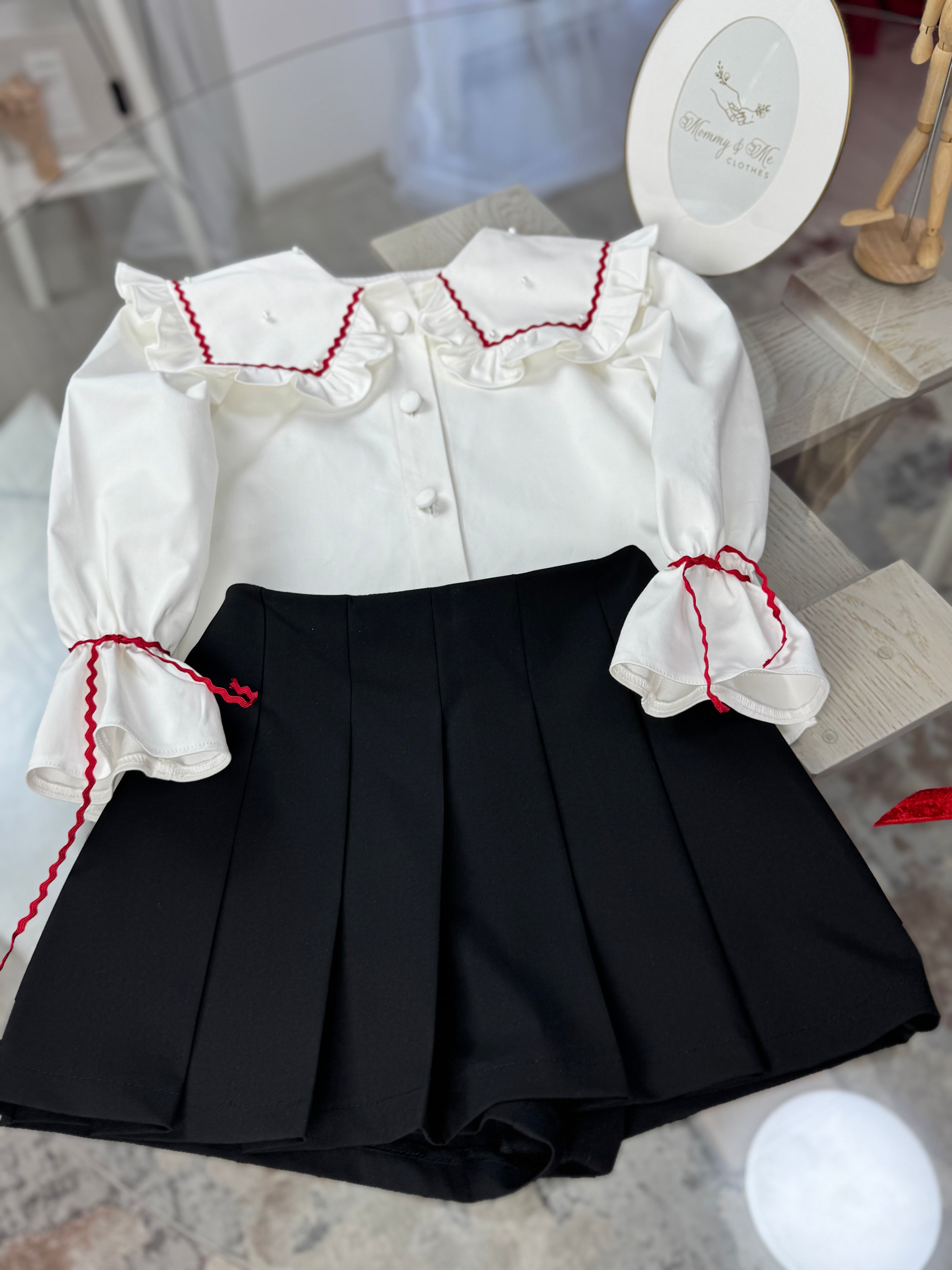 Fustă-pantalon neagra pentru scoala cu cute mari