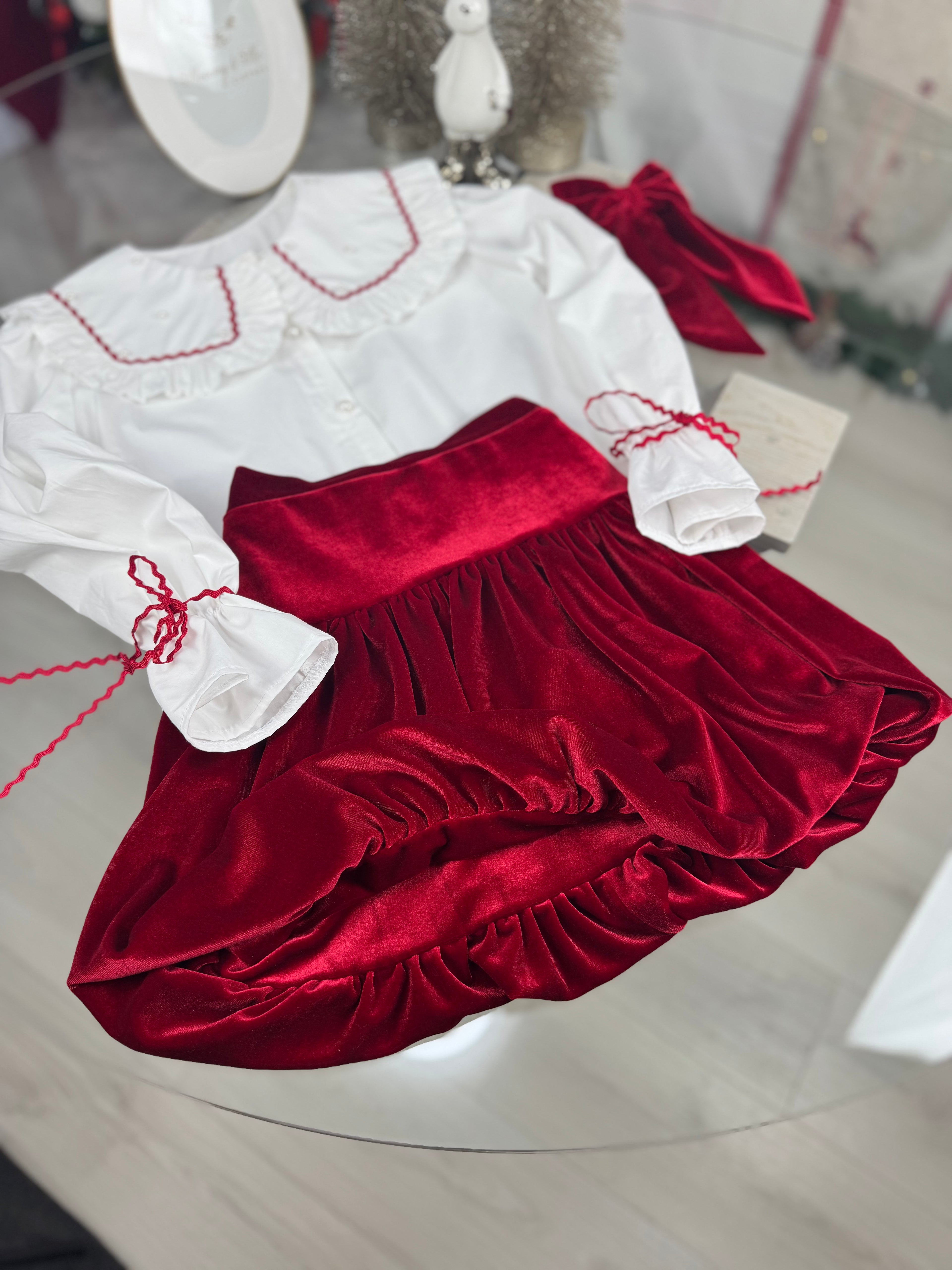 Fusta Gogosar din catifea