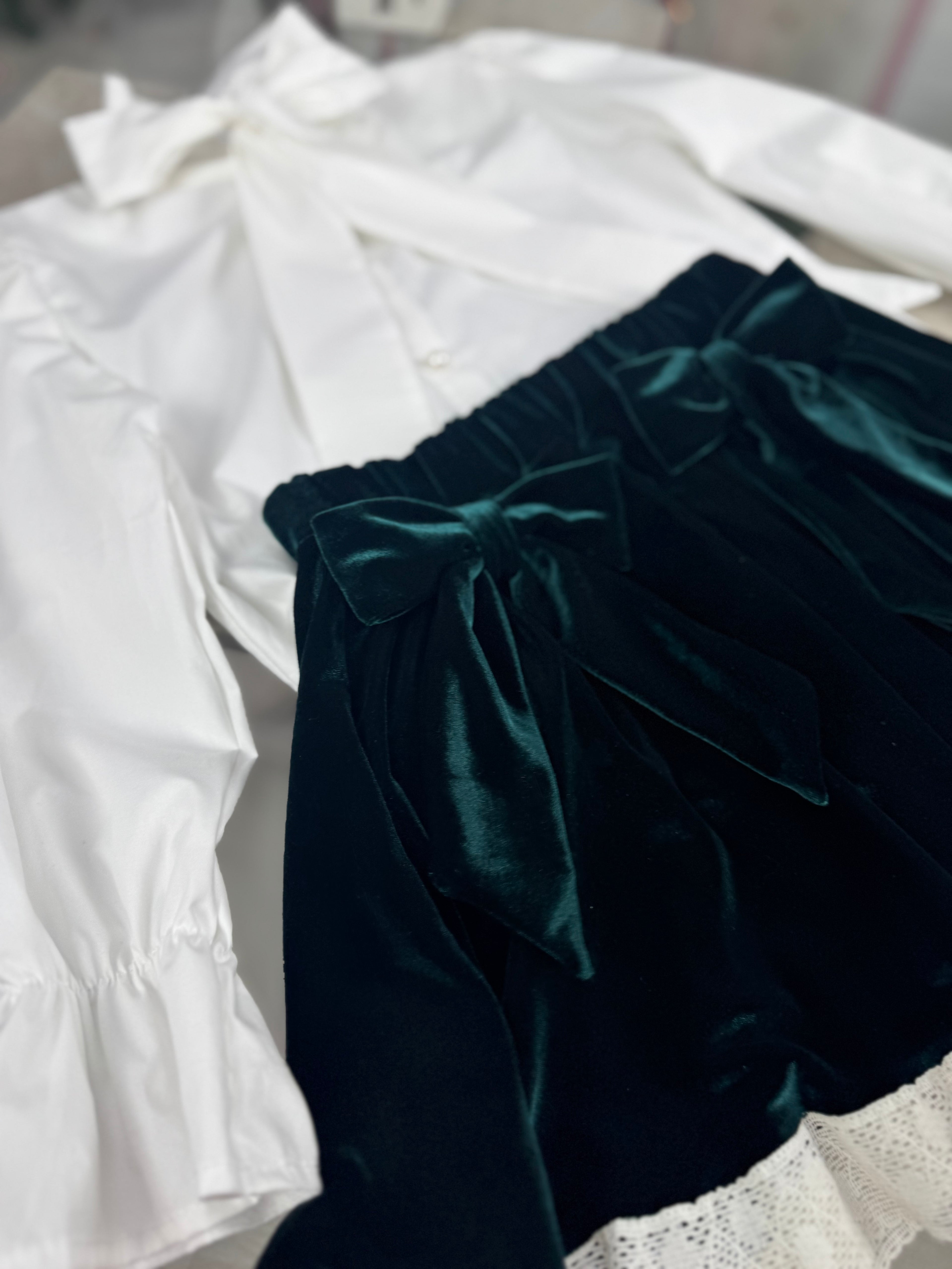 Set festiv verde din catifea