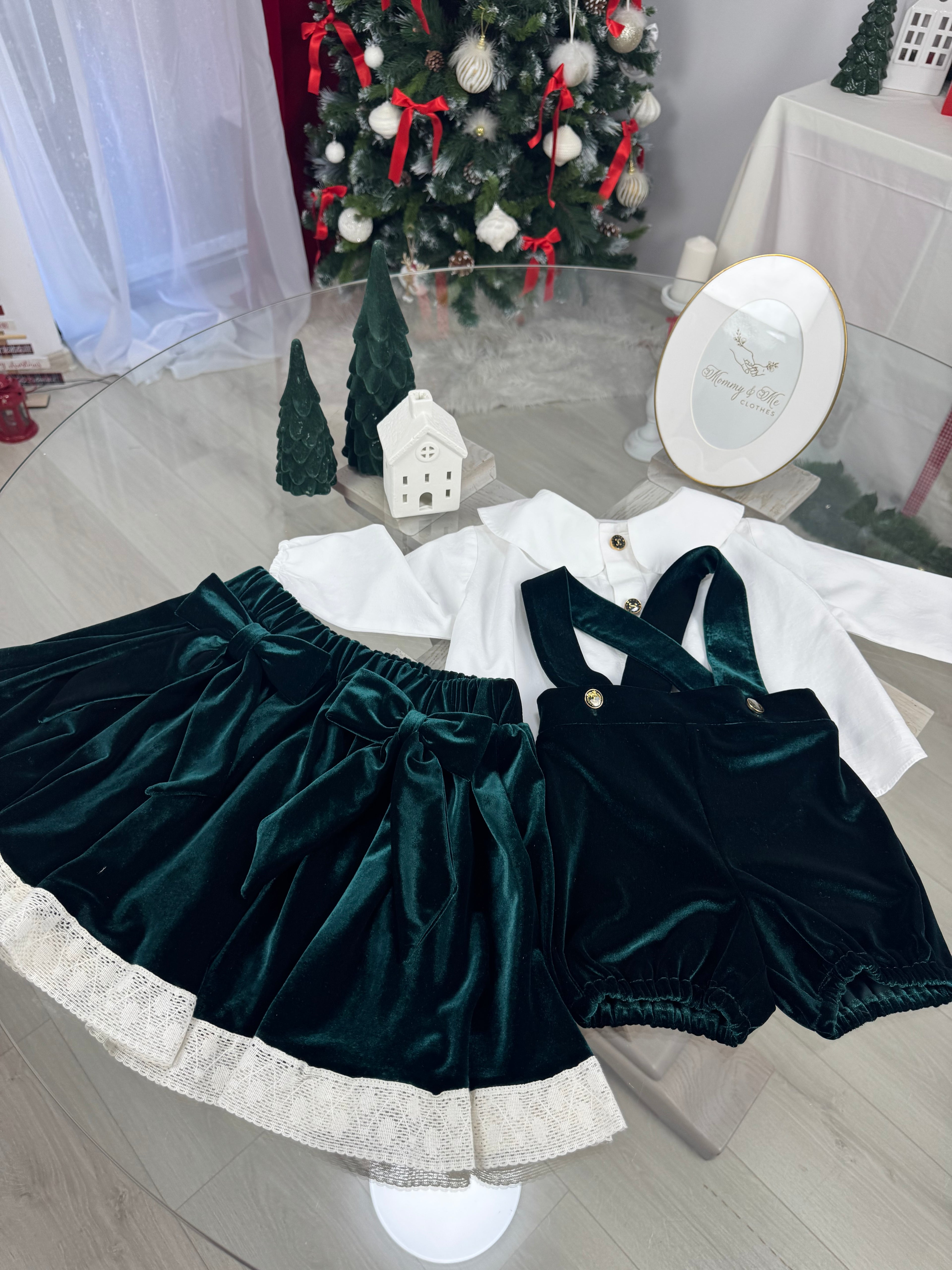 Set festiv verde din catifea