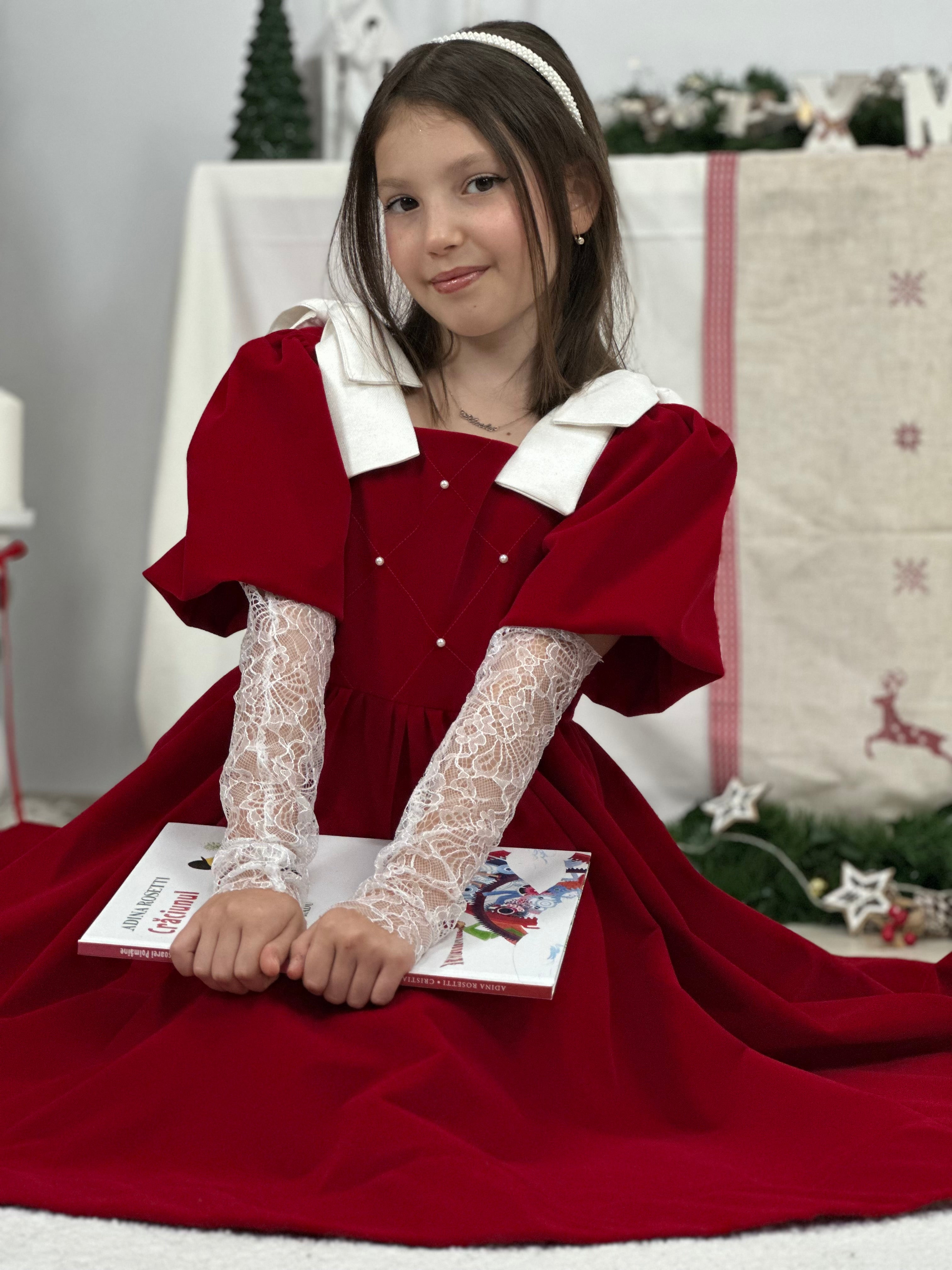 Rochita “ Royal Velvet Dream “