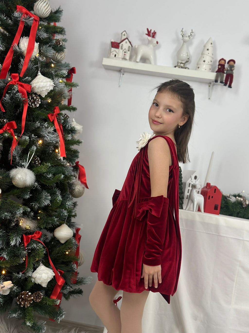 Rochita gogoșar din catifea rosie