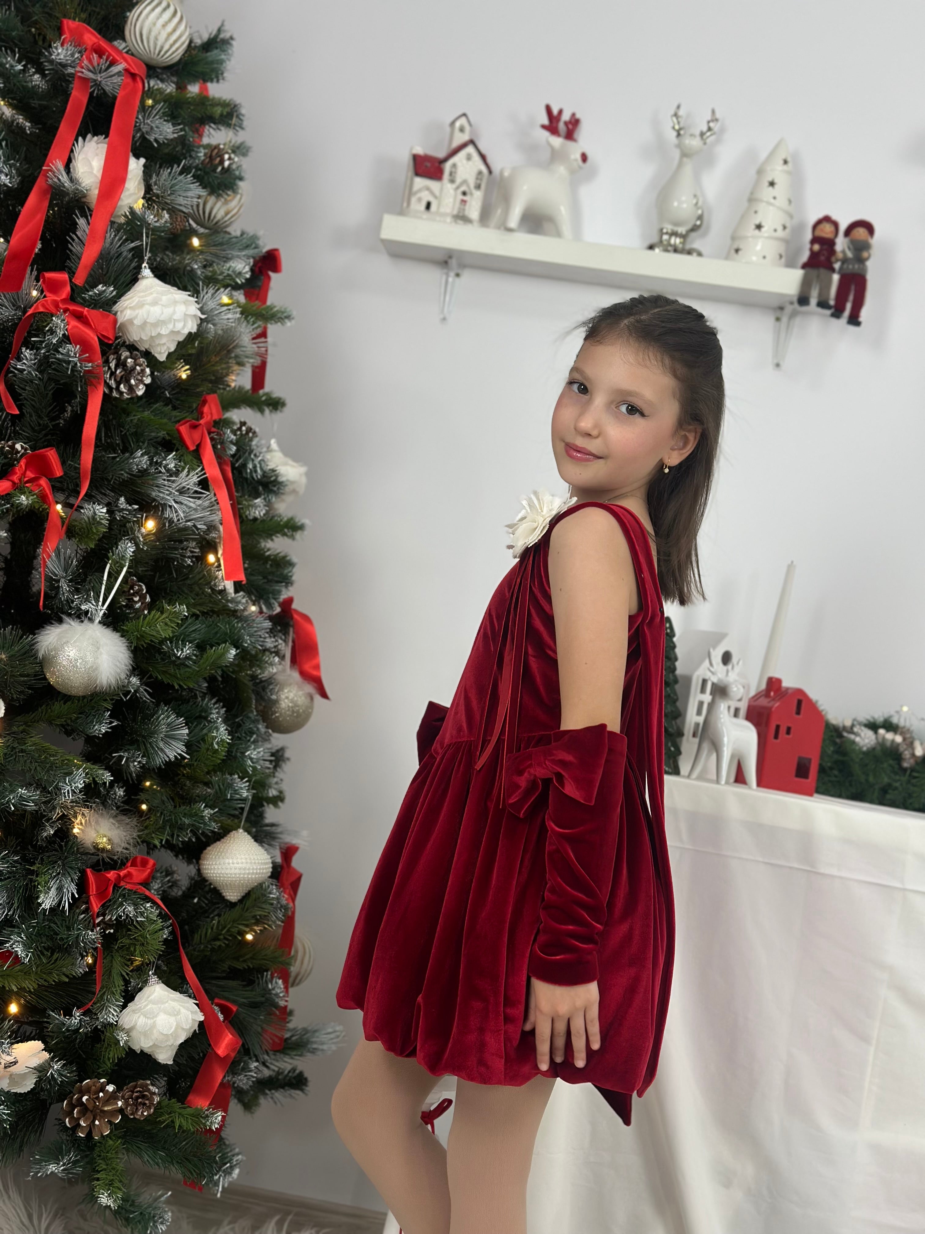Rochita gogoșar din catifea rosie