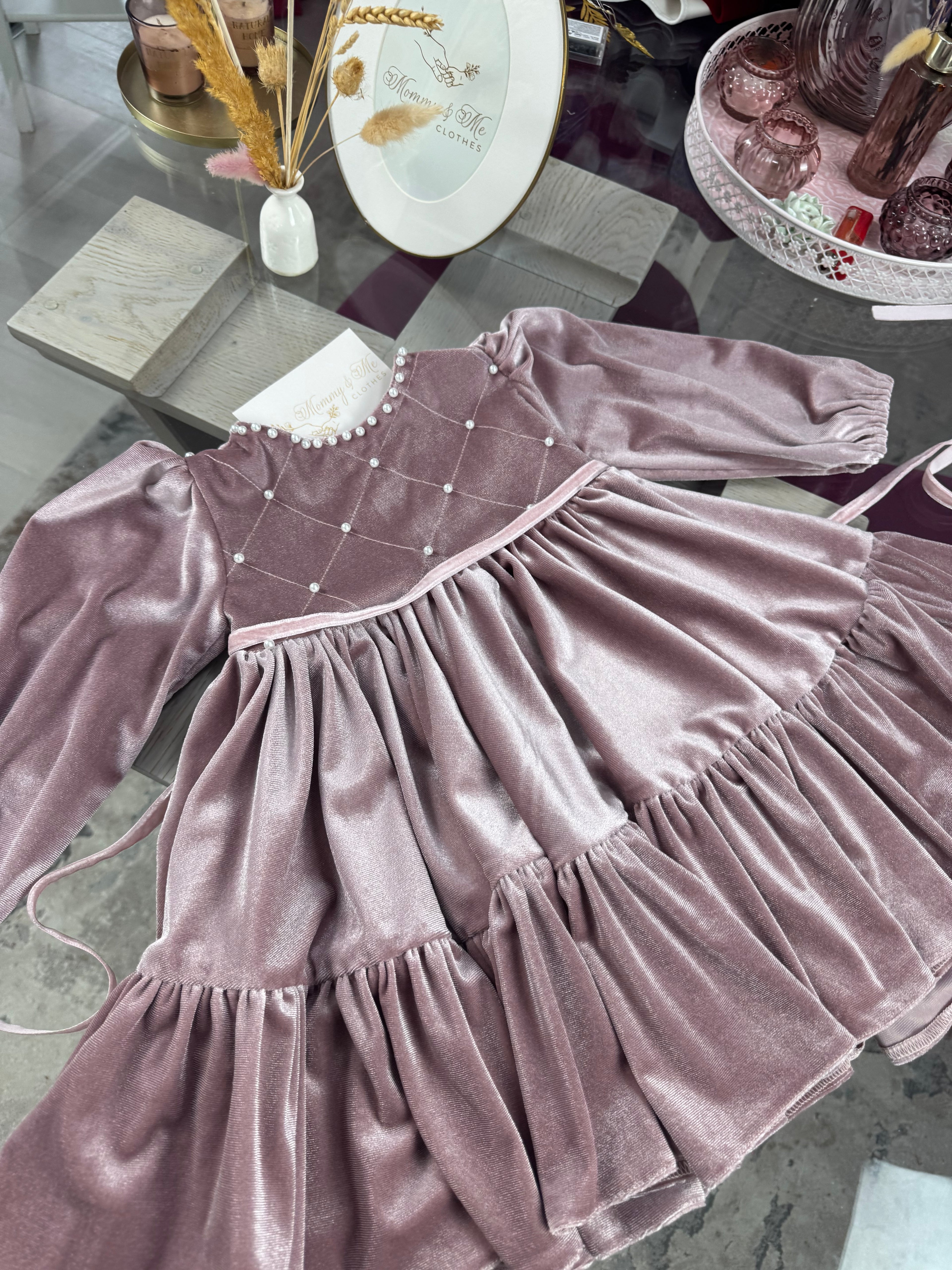 Rochita din catifea roz cu perle “Velvet Pearl Blush”