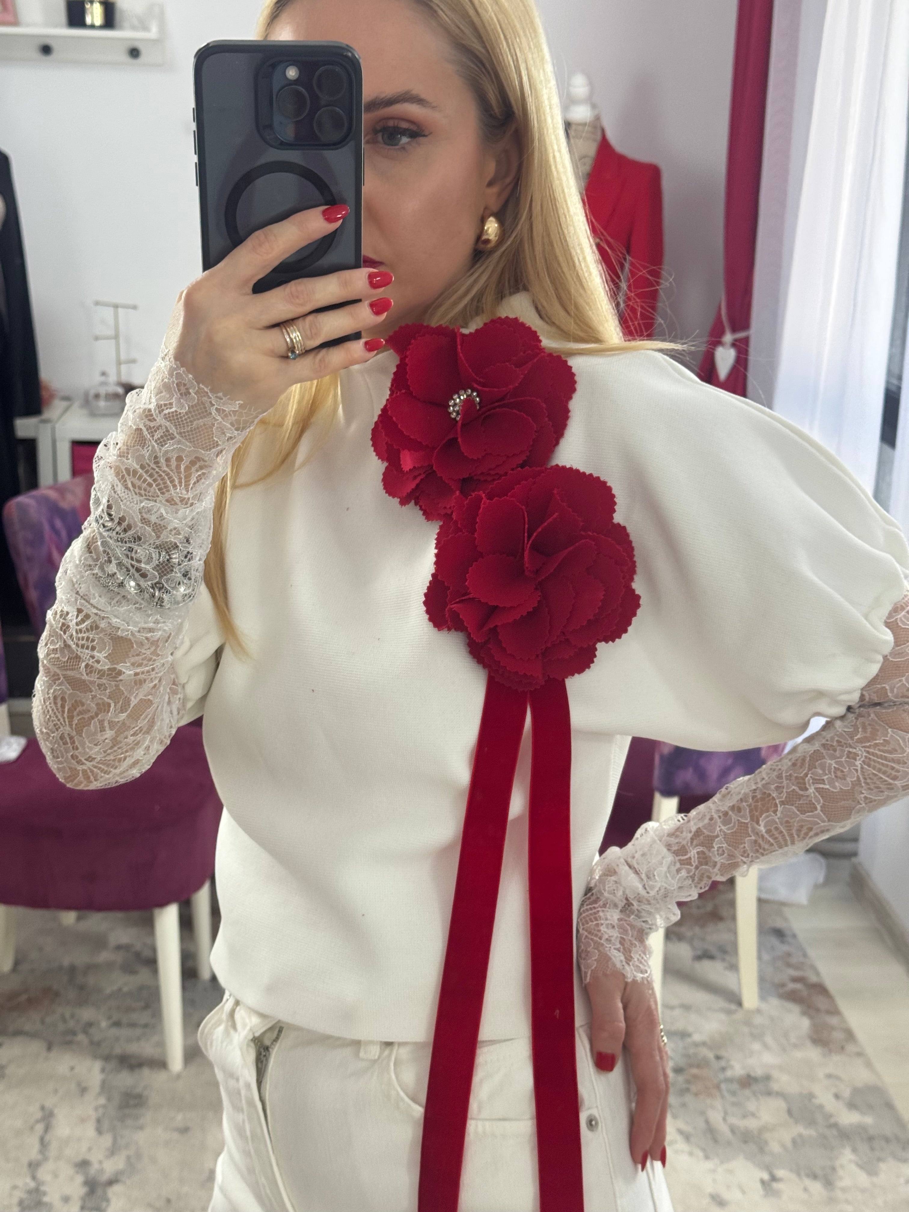 Accesoriu broșă florala roșie din material textil cu panglica din catifea