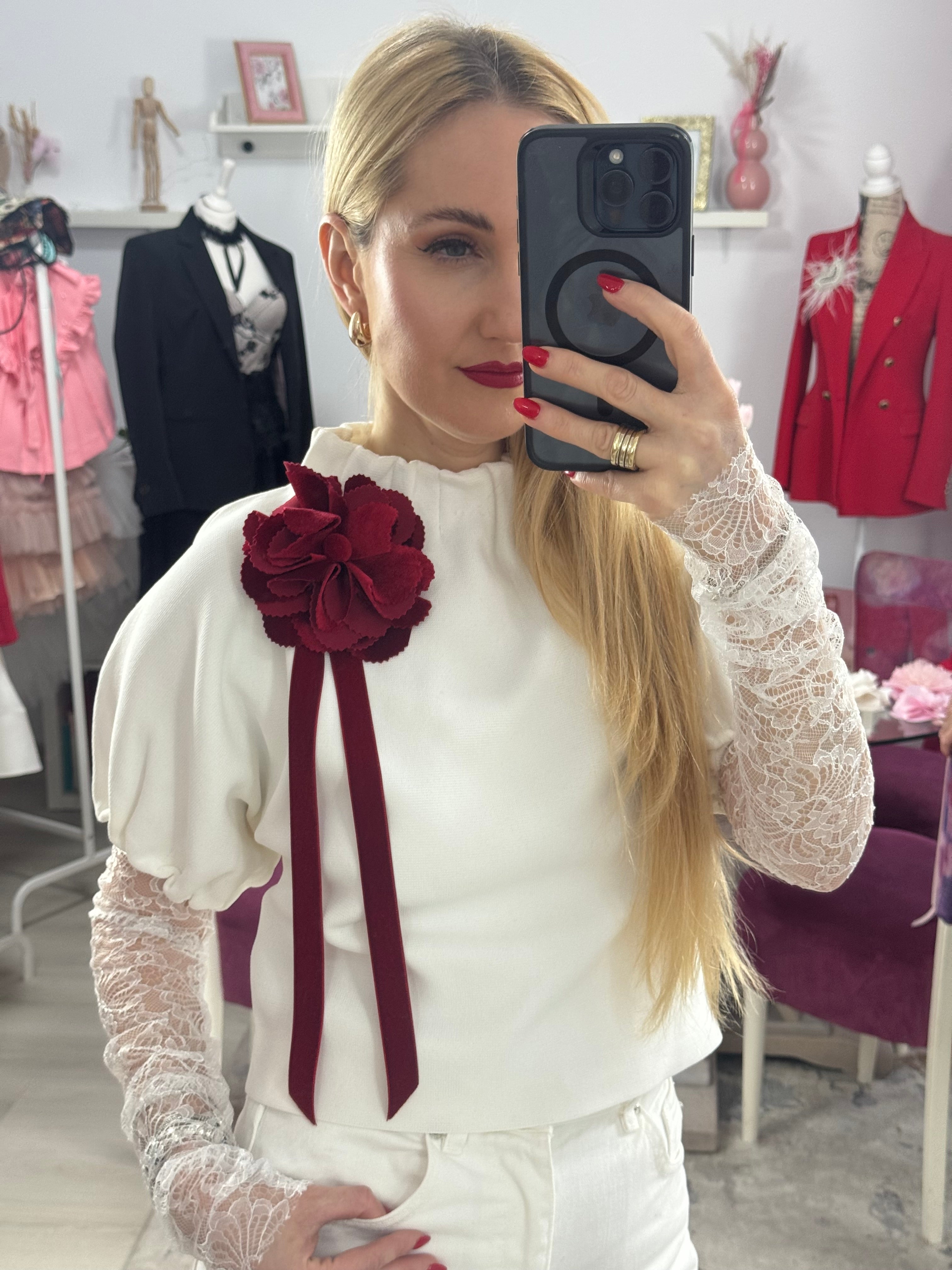 Accesoriu broșă floare din catifea roșie