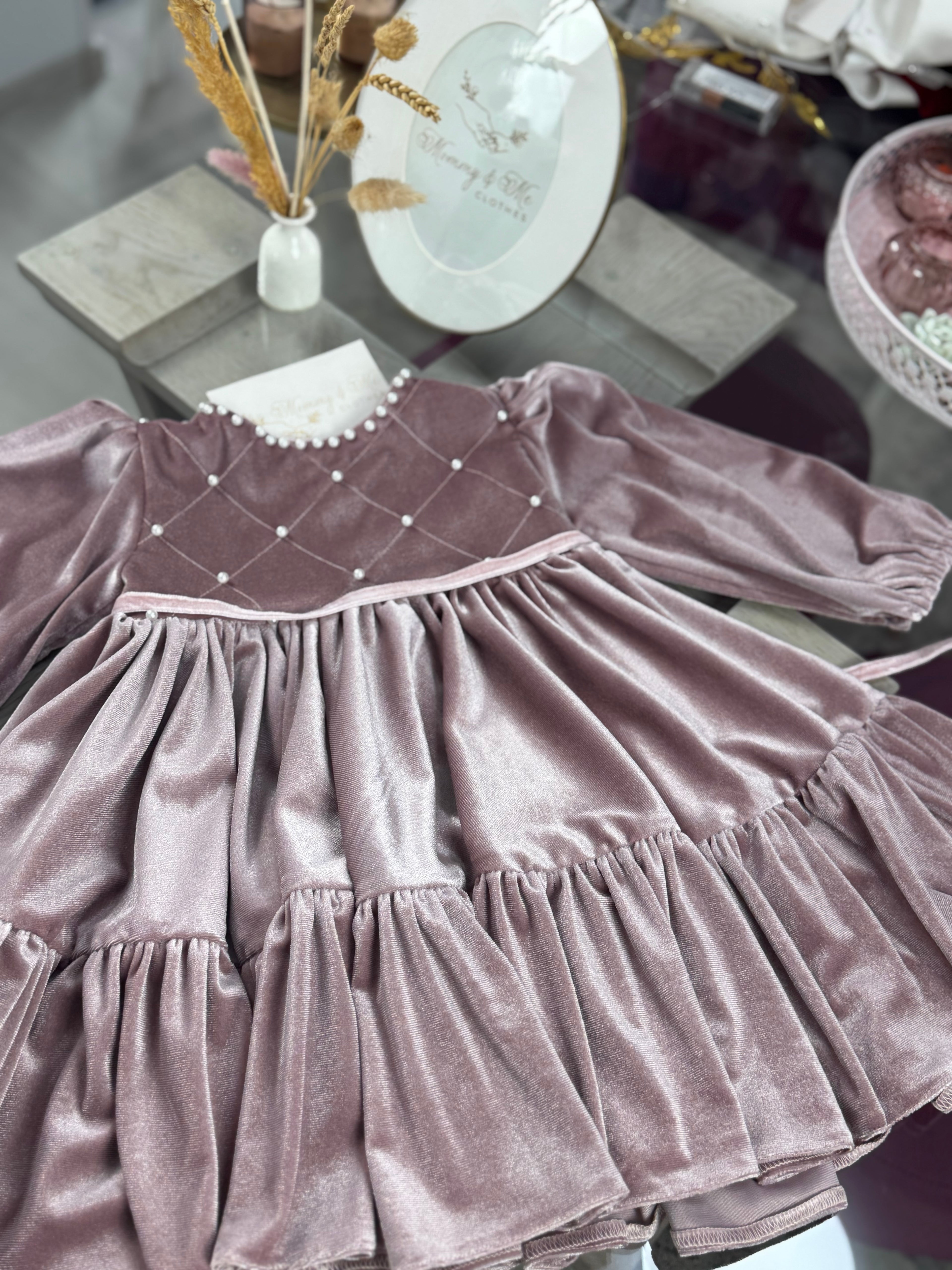 Rochita din catifea roz cu perle “Velvet Pearl Blush”