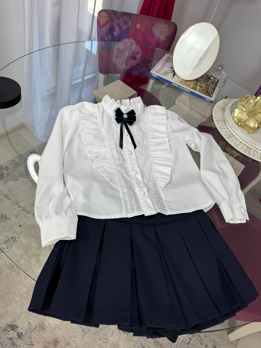 Cămașă albă premium din bumbac cu broderie și volane