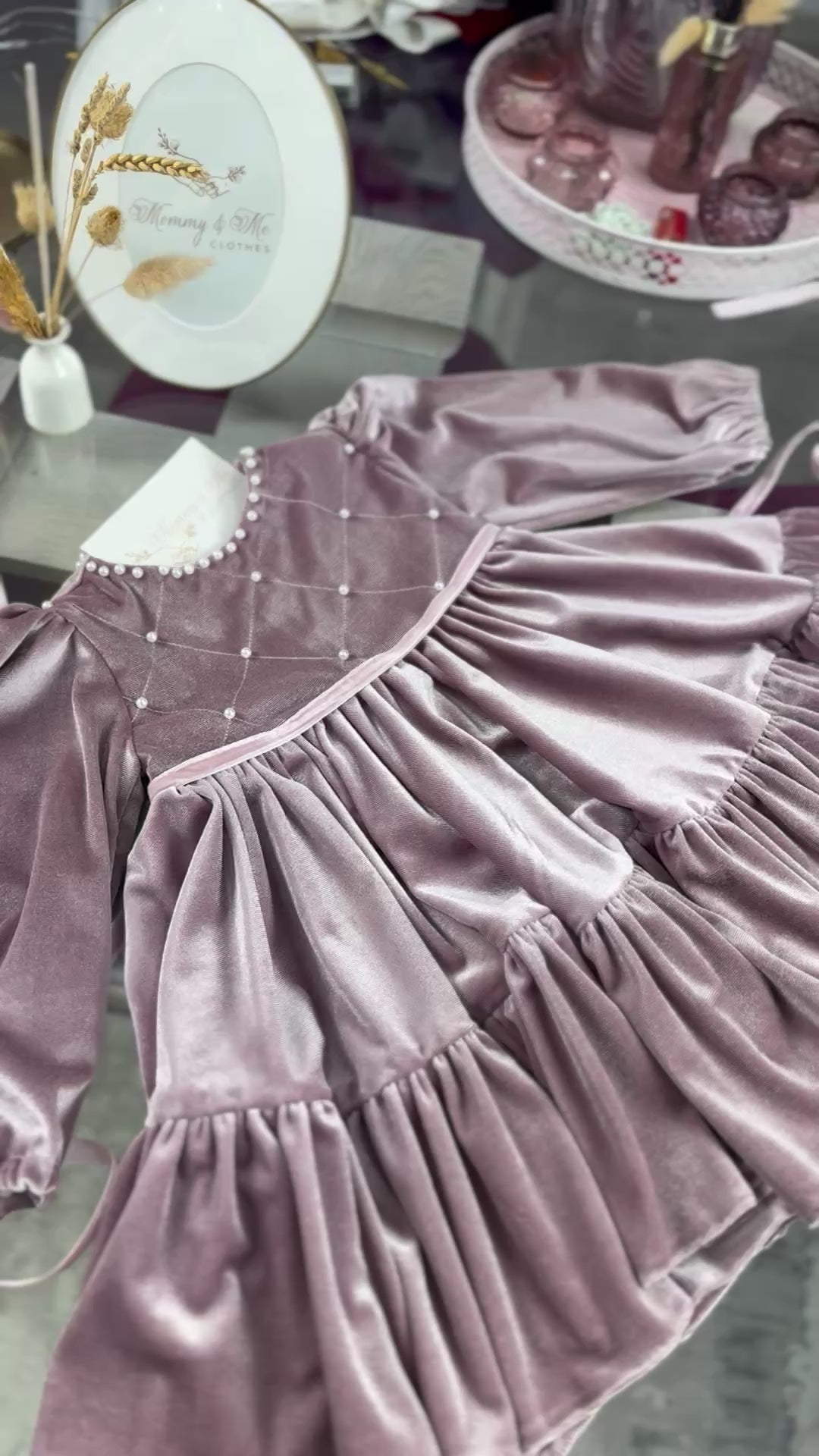 Rochita din catifea roz cu perle “Velvet Pearl Blush”