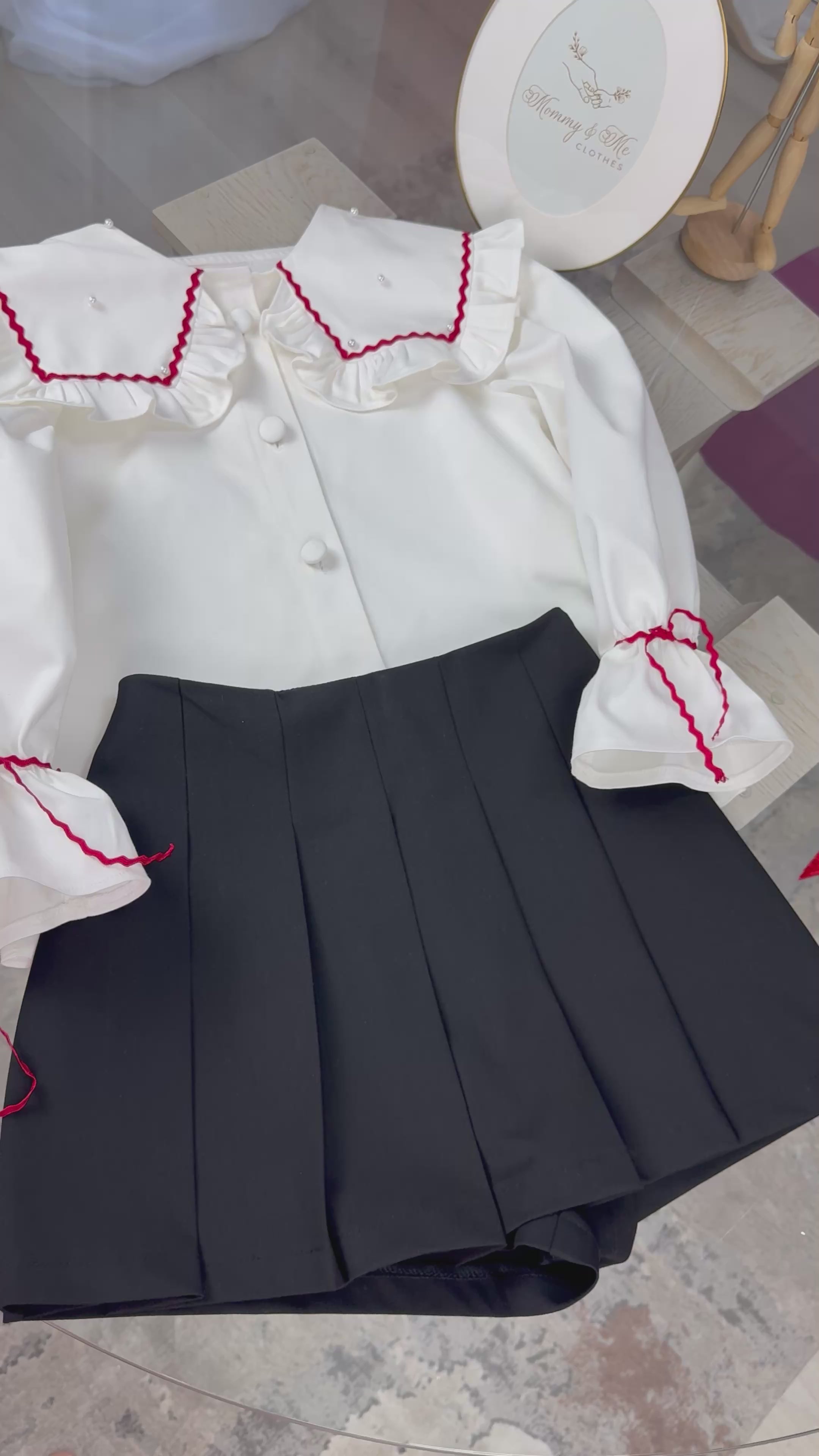Fustă-pantalon neagra pentru scoala cu cute mari